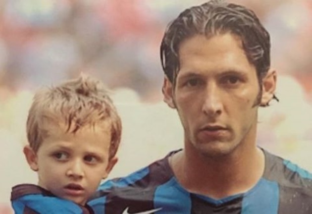 Materazzi đăng ảnh 'bậy' của con trai trong ngày sinh nhật