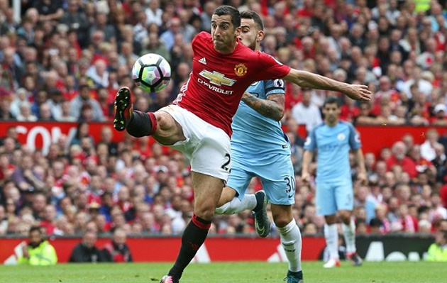 Ảnh bài viết Henrikh Mkhitaryan: Người mẫu mực đang nỗ lực khẳng định giá trị ở MU