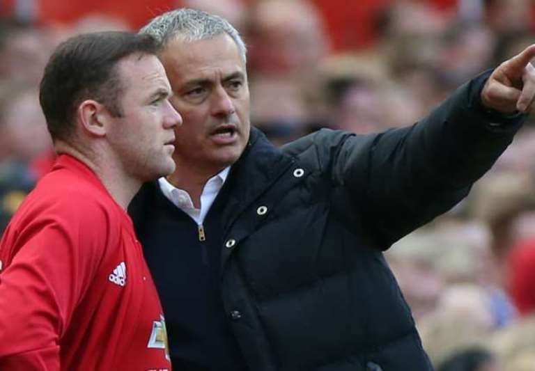 Ảnh bài viết Mourinho đáp trả Everton về tương lai của Wayne Rooney