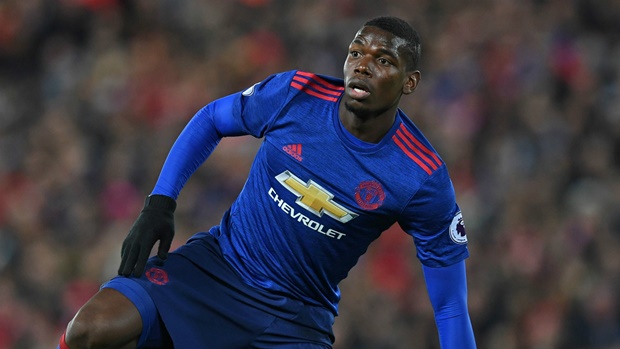 Pogba gây thêm rắc rối cho Manchester United