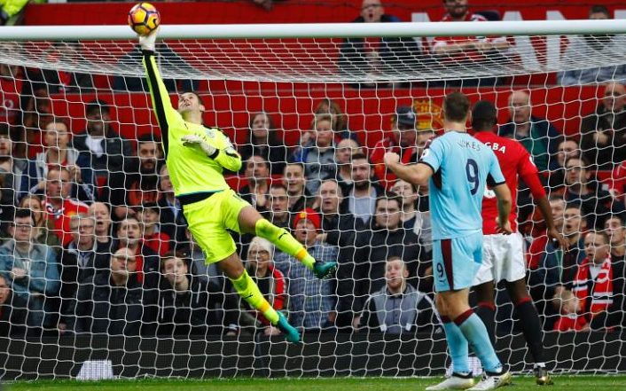 Ảnh bài viết "Man Utd đã biến Tom Heaton trở nên siêu đẳng"