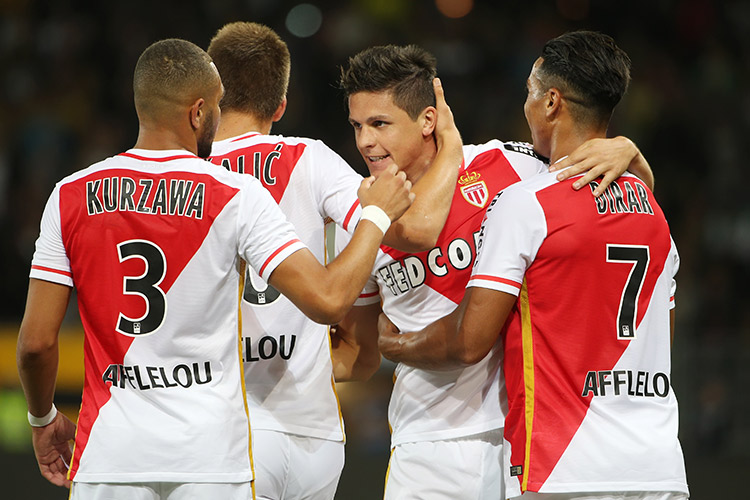Vòng 11 Ligue 1: PSG, Lyon chung niềm vui; Monaco lỡ cơ hội bám đuổi Nice