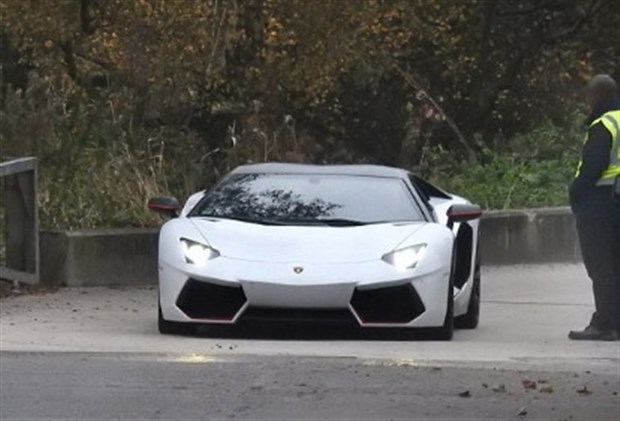 Ảnh bài viết Nóng: Mkhitaryan bị bắt tập một mình tại Man Utd