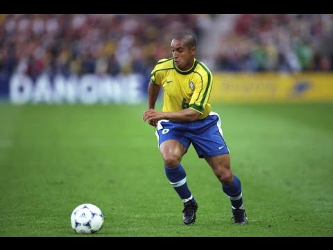 Roberto Carlos - Hậu vệ trái hay nhất mọi thời đại
