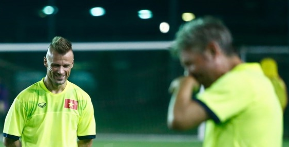 Giám đốc kỹ thuật người Đức ưu tiên cho U19 Việt Nam