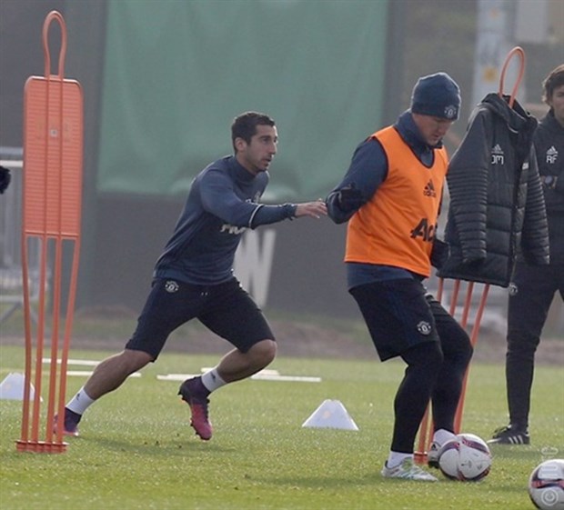 Ảnh bài viết Man Utd cho Schweinsteiger tập luyện là để... dễ bán