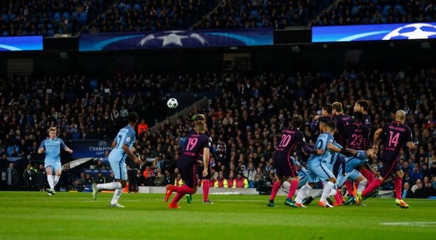 5 điểm nhấn Man City 3-1 Barca: Lỗ hổng Iniesta; Khác biệt De Bruyne
