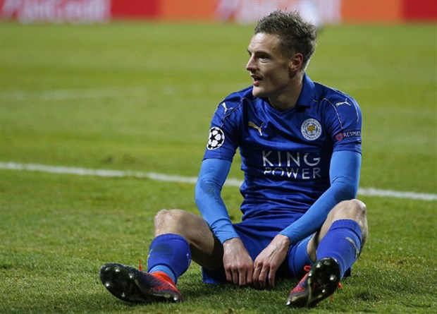 Vardy 'tịt ngòi' 11 trận, Leicester vẫn hân hoan