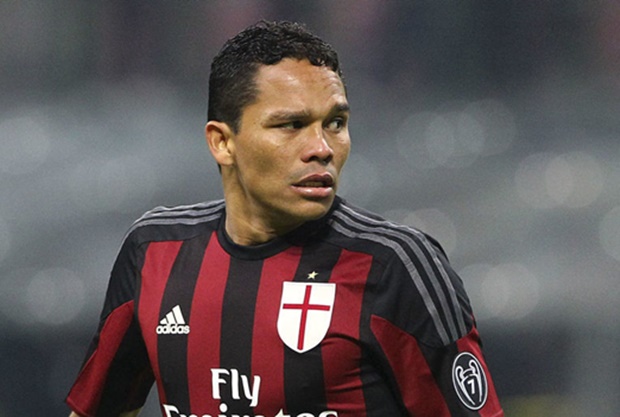 AC Milan 'thét giá' Carlos Bacca