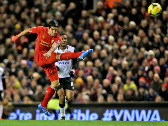 Ảnh bài viết Cú sút thần sầu, không thể cản của Luis Suarez