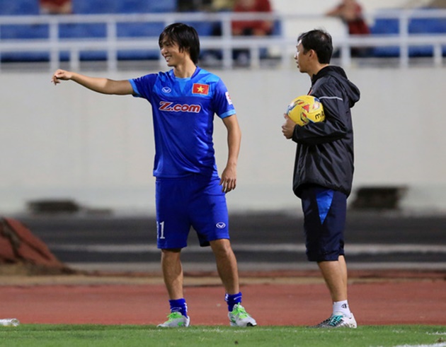 Ảnh bài viết Sợ lỡ AFF Cup, Tuấn Anh chích huyết tương chữa chấn thương