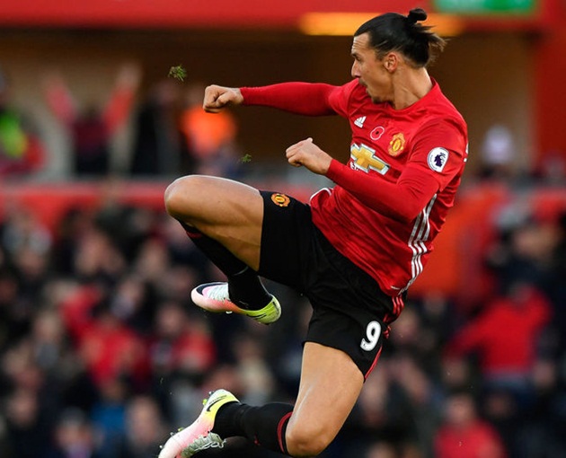 Ảnh bài viết Lỡ trận đại chiến với Arsenal, Ibrahimovic xin lỗi người hâm mộ MU