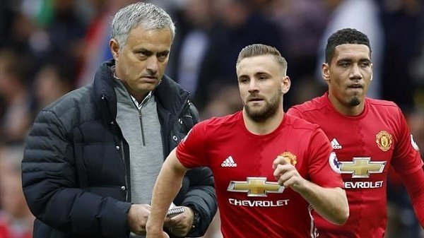 Ảnh bài viết MU: Khi Sir Alex khiến Mourinho phát ngượng