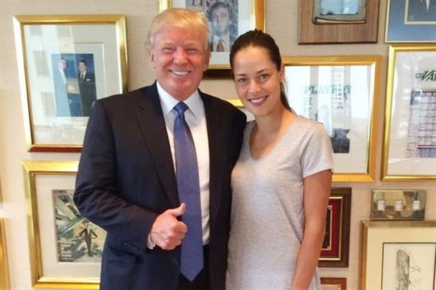 Tổng thống Trump hết lời khen ngợi vợ của Schweinsteiger