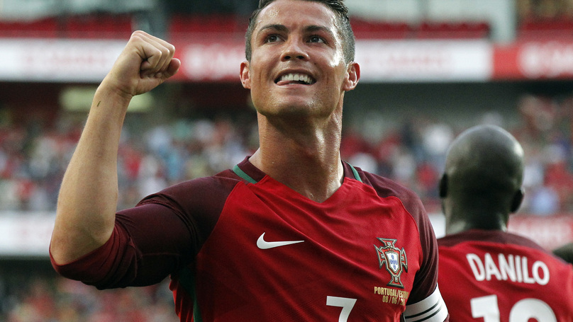 Ronaldo chọn ra 3 tài năng trẻ triển vọng nhất