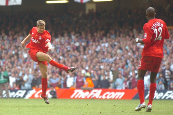 Siêu phẩm của Steven Gerrard vào lưới West Ham
