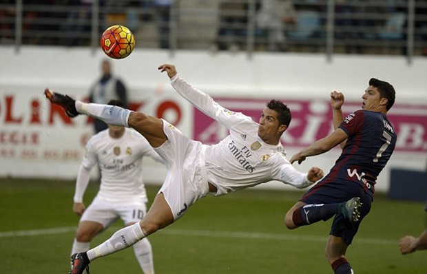 5 cầu thủ rê bóng hàng đầu La Liga: Không Messi, Ronaldo