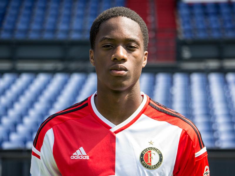 Chiêm ngưỡng tài năng của Terence Kongolo, sao trẻ Hà Lan
