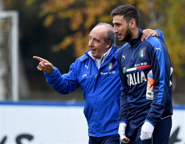 Donnarumma trở thành trò cưng của Ventura trên sân tập