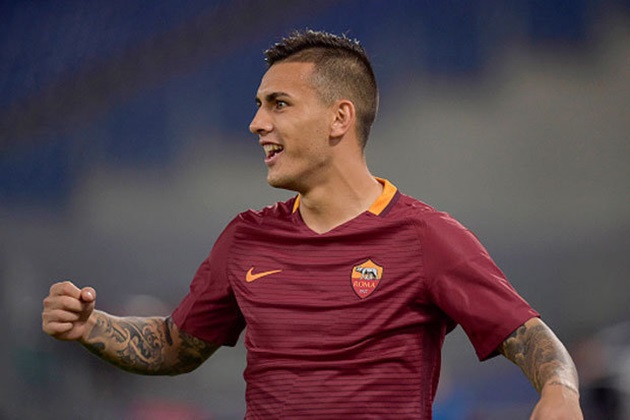 Hết Chelsea, đến lượt Arsenal muốn xâu xé AS Roma