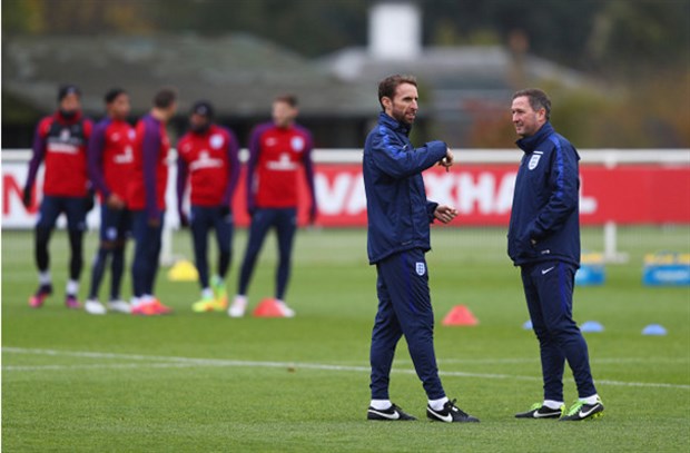 Vắng Rooney, buổi tập của Tam Sư vẫn đầy tiếng cười