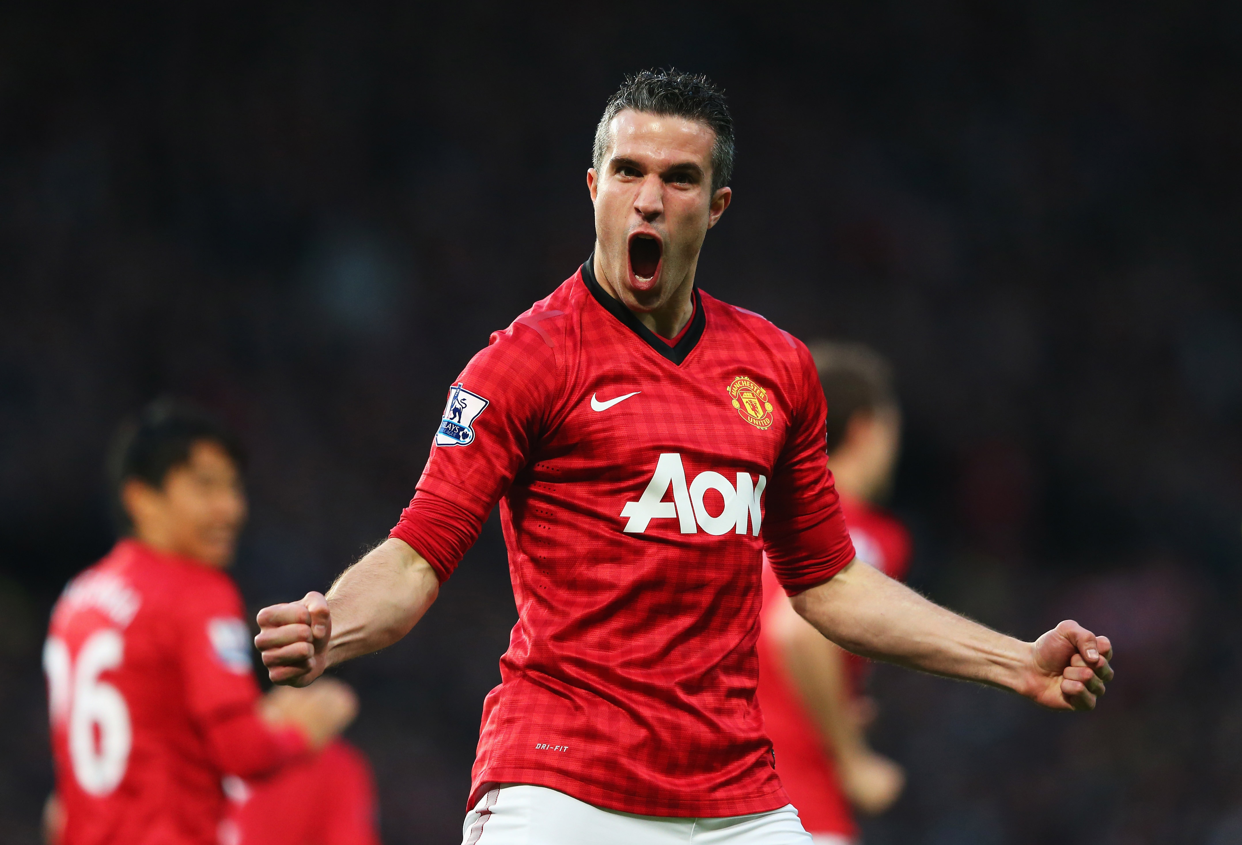 5 danh thủ từng khoác áo Arsenal lẫn Man Utd: "Kẻ phản bội" Van Persie