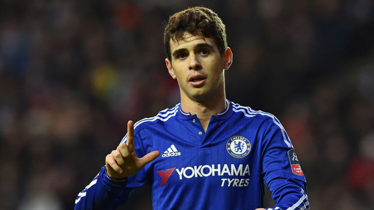 Điểm tin chiều 17/11: Ronaldo bị đàn anh chê trách; Inter chi tiền giải cứu Oscar