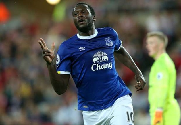 'Lukaku không phù hợp với Real hay Barca'