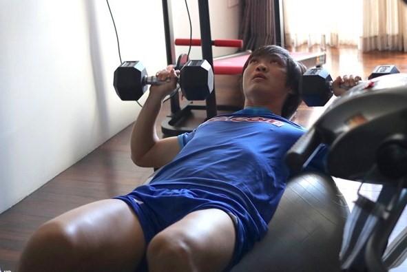 Ảnh bài viết Yokohama FC đưa Tuấn Anh về Nhật Bản trị thương