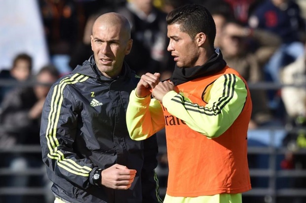 Zidane và bài toán ‘3 điểm’ trong trận derby Madrid