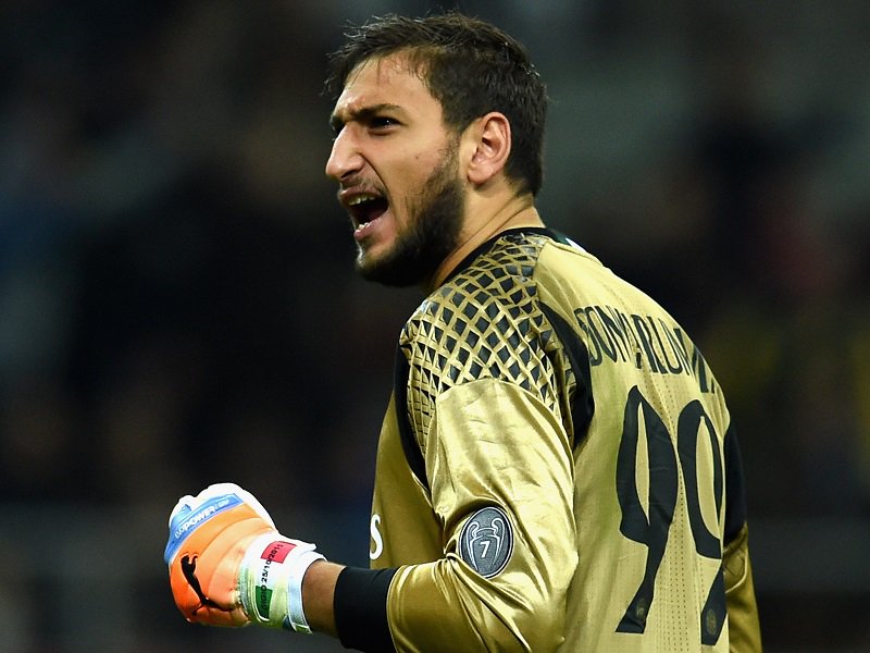 Ảnh bài viết Cả châu Âu phát cuồng vì "thủ thành tuổi teen"