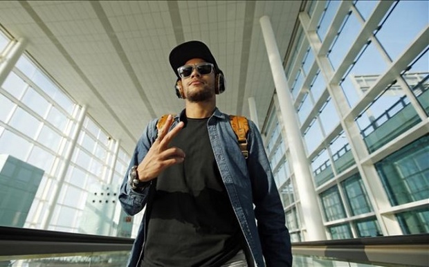 Học Messi, Neymar 'tẩy chay' truyền thông?