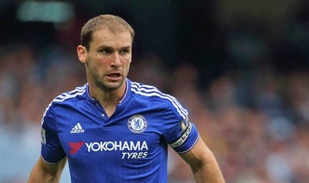 Ảnh bài viết Khủng hoảng hàng thủ, Barcelona tìm đến 'người thừa' của Chelsea