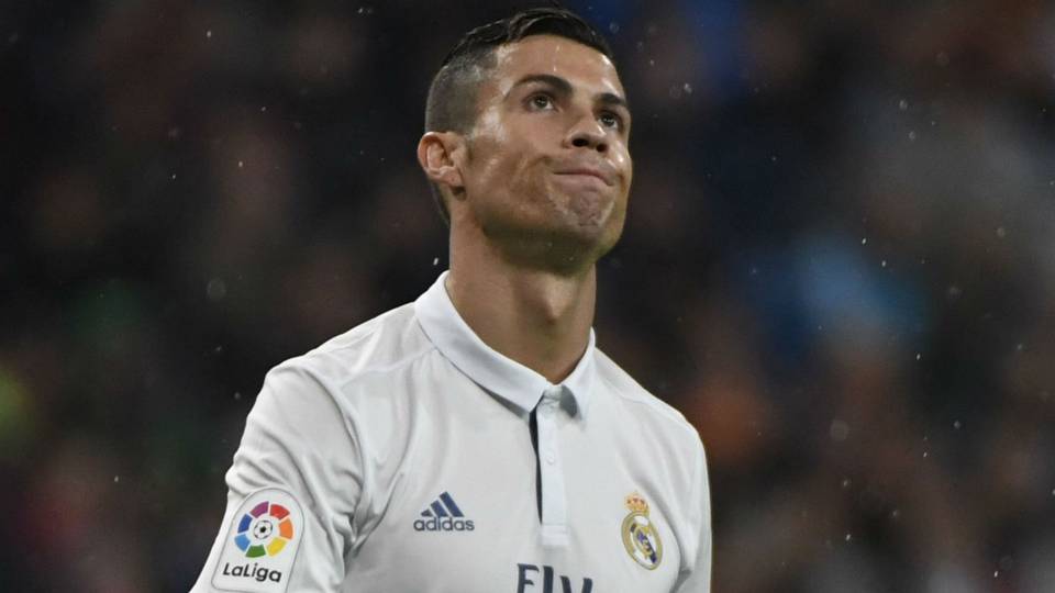 Thống kê đáng lo ngại về phong độ của Cristiano Ronaldo