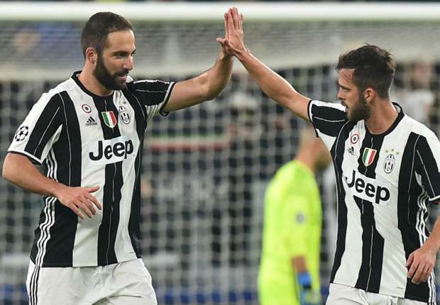 02h45 ngày 20/11, Juventus vs Pescara: Cơ hội nào cho 'cá heo'?