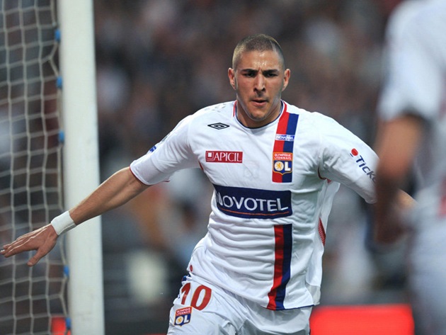 Ảnh bài viết Chiêm ngưỡng những bàn thắng của Benzema thời còn khoác áo Lyon