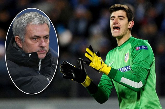 Điểm tin tối 21/11:Courtois bất ngờ bênh vực Mourinho; Văn Quyết tự tin phục thù Malaysia