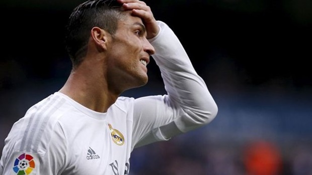 Ảnh bài viết Những pha sút xa đẹp ngây ngất