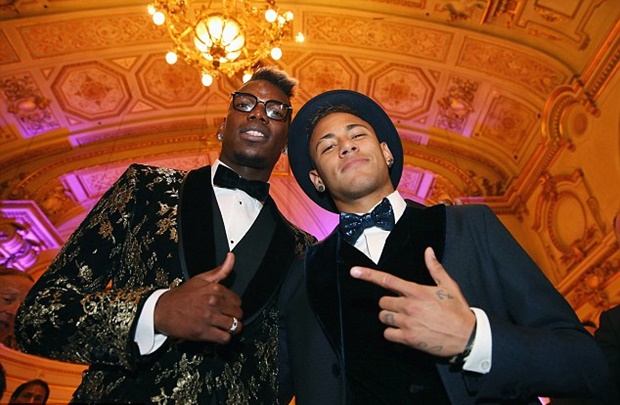 Ảnh bài viết Những skills 'gây nghiện' của Neymar & Pogba