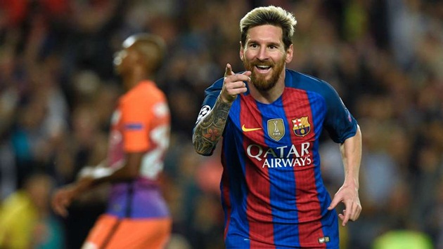 Messi “một mình, một ngựa” ở Champions League