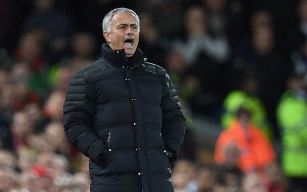 Để Man Utd trở lại, Mourinho 'xin' 3 hoặc 4 năm