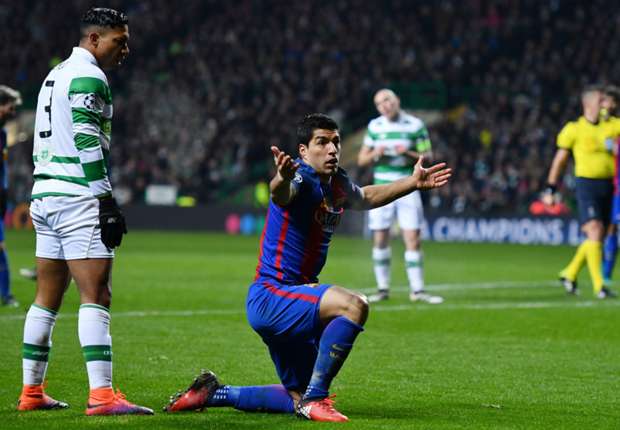 HLV Celtic "tố" Luis Suarez ăn vạ
