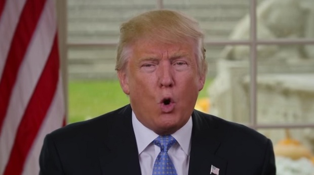Lộ bằng chứng Donald Trump là 'fan' Man United