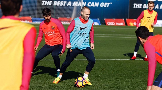 Luis Enrique nhận tin vui từ Iniesta