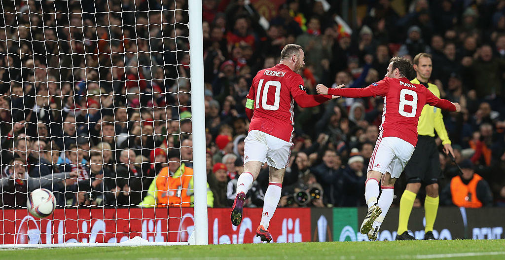 Nổ súng liên tục, M.U hạ đẹp Feyenoord tại Old Trafford