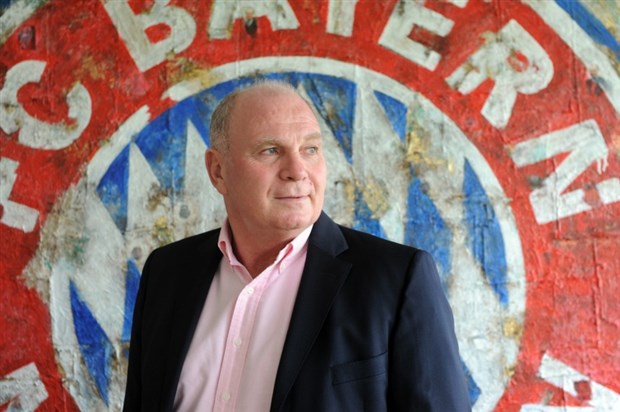 'Bố già' Hoeness chính thức trở lại cương vị Chủ tịch của Bayern 