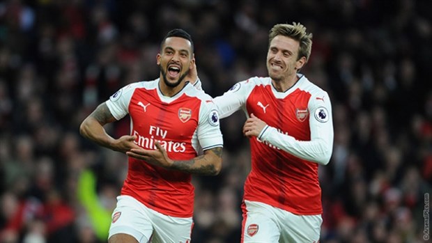 Ảnh bài viết Đằng sau màn ăn mừng của Walcott là cả một tuần lễ hoàn hảo