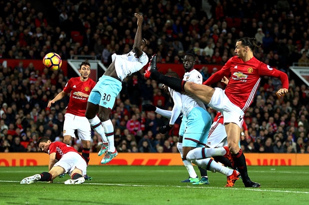 Ảnh bài viết Man Utd lại hòa: Mourinho, hãy tạm biệt chức vô địch đi!