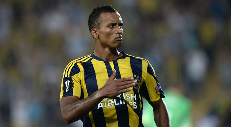 Những pha đảo chân khó lường của Luis Nani