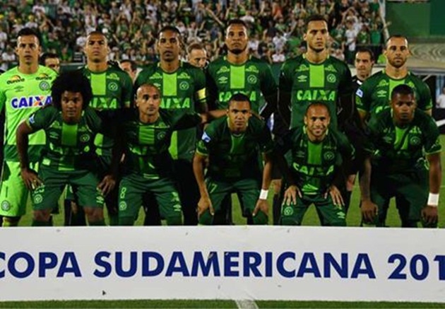Đối thủ nhường chức vô địch cho Chapecoense sau thảm kịch